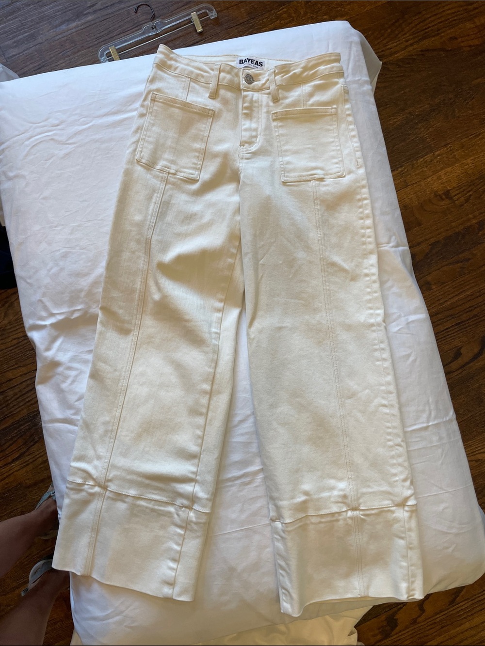 BayEas Cream Wide-Leg Jeans for Women size 27